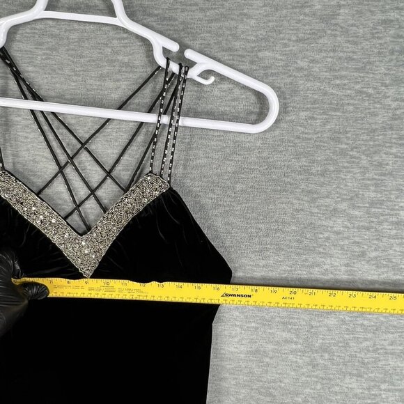 Y2K Dave & Johnny 7/8 Black Velvet Jeweled Formal Gown Crisscross Back Straps - Picture 10 of 12